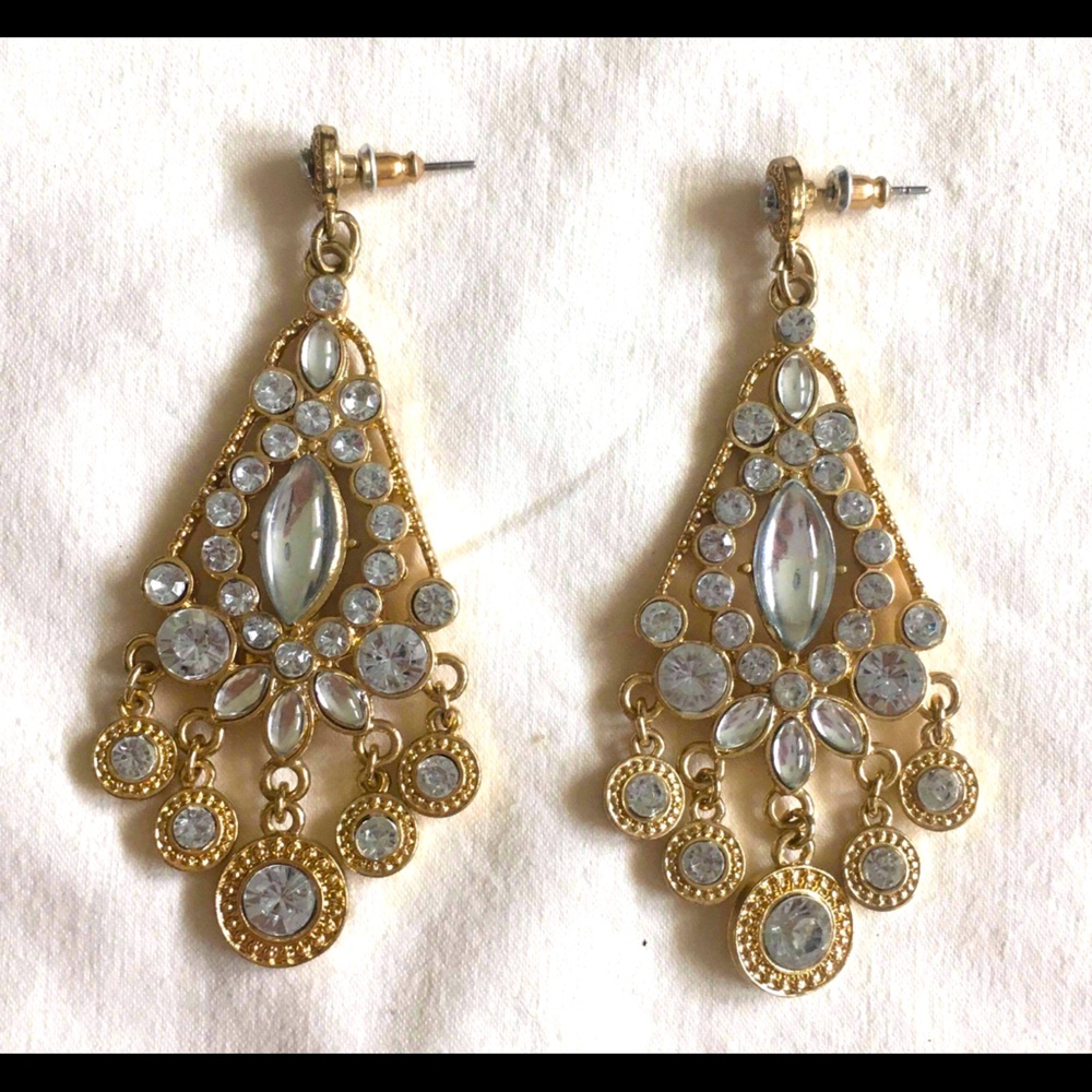 3/$15 Costume chandelier earrings